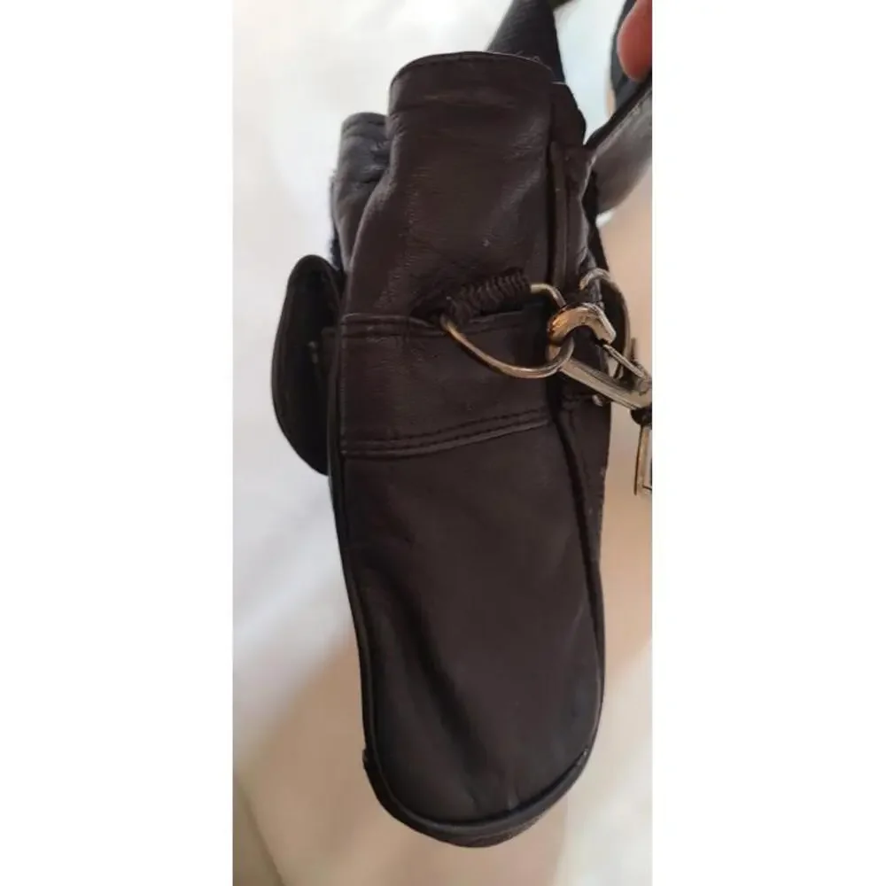 Vintage Black Padded Faux Leather Camera Bag with Adjustable Shoulder Strap EUC